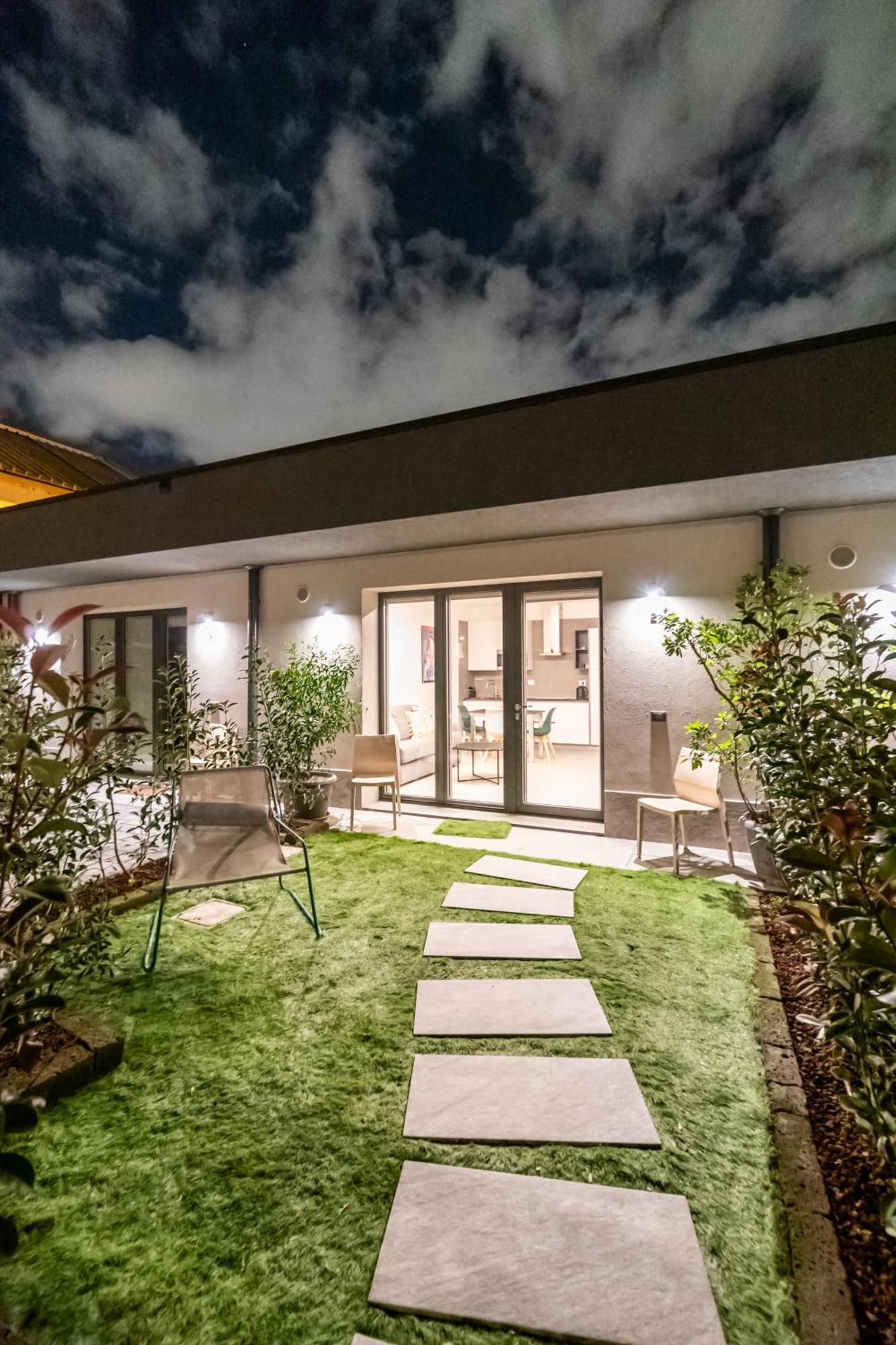 Ferienwohnung Urban Garden Lofts By Blue Velvet Livings Mailand Exterior foto